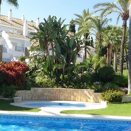 - Dom, Hiszpania Andaluzja, Costa Del Sol * 埃斯特波纳